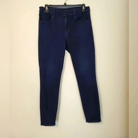 J Brand Mid-Rise Dark Wash Slimming Skinny Jeans(28) - Picture 3 of 11